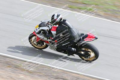 media/Mar-05-2023-TrackXperience (Sun) [[a95d40e56a]]/Group 2/session 2 turn 4/